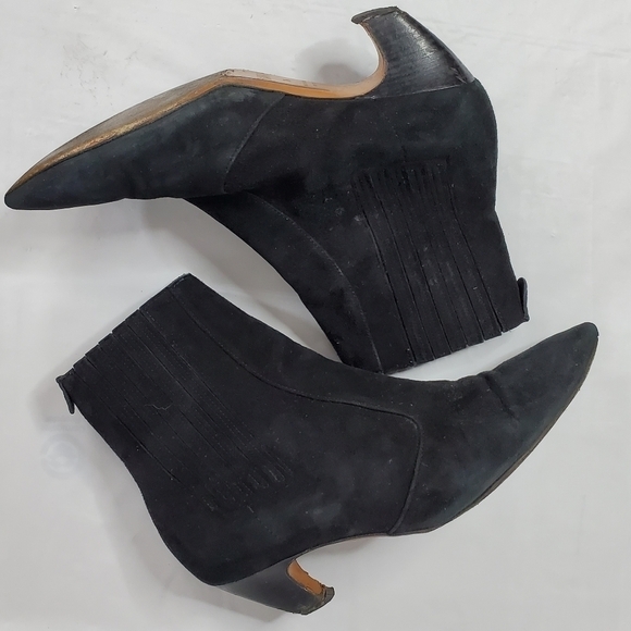 LABUCO Black Suede Ankle Boots in Size 38 - Picture 12 of 16